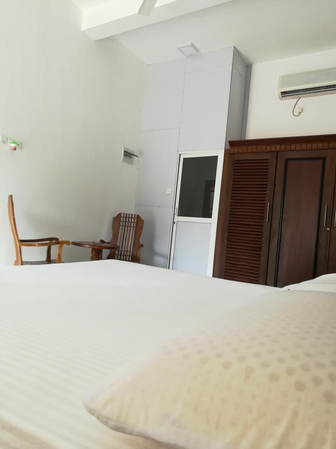 Sea Breeze Hotel Bentota Ngoại thất bức ảnh
