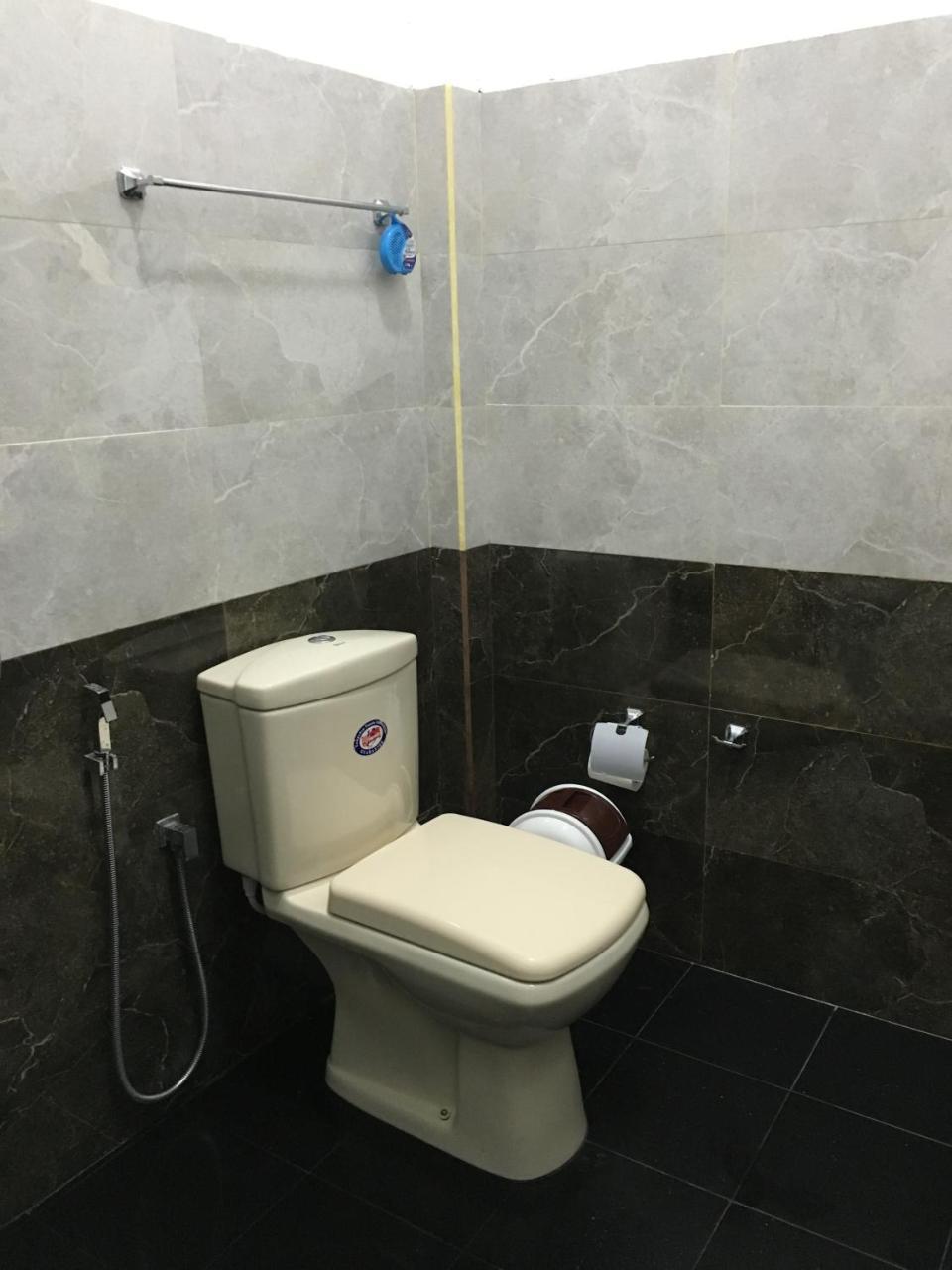 Sea Breeze Hotel Bentota Ngoại thất bức ảnh
